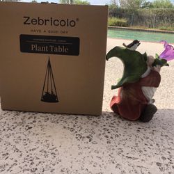 Plant Table and Solar Nome