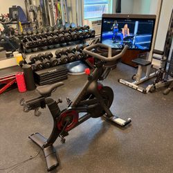 Peloton PLUS + Bike with Swivel Screen and Accessories