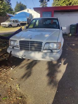 1995 Mercedes-Benz E-Class