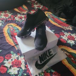 Nike Air Vapormax Flyknit 2