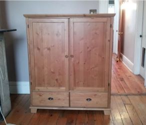 Ikea Markor hallway armoire/storage furniture-no back