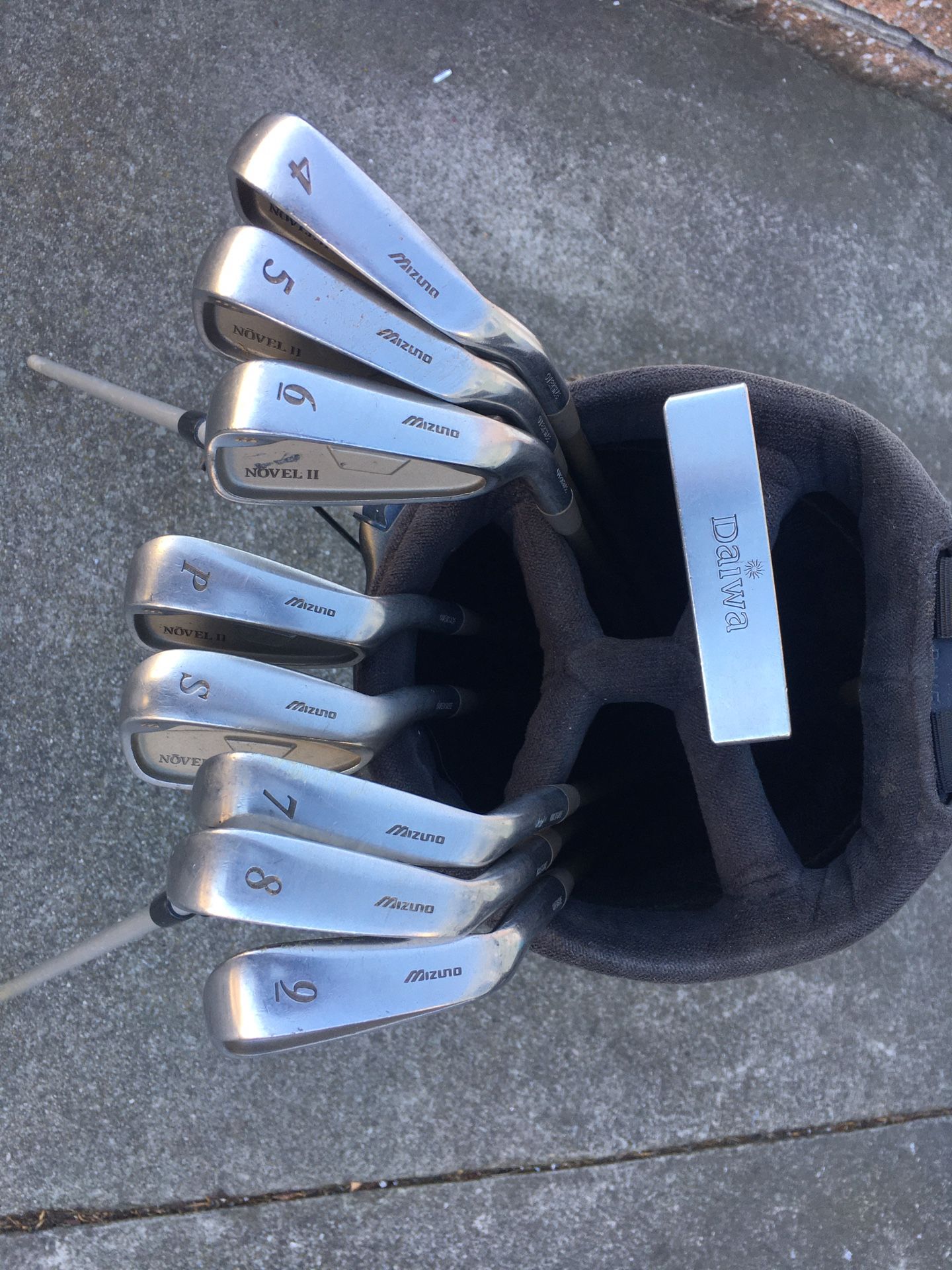 Mizuno novel ii irons sale