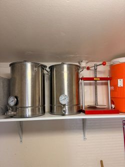 Commercial 8 gallon pots