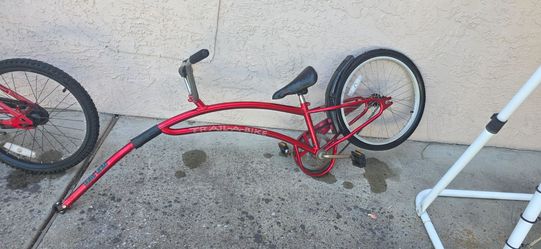 Kids trail a bike attachment
