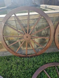 Decorative Wagon Wheels