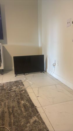 32 “ Tv