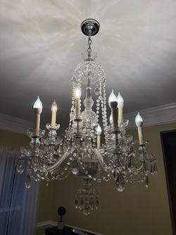 Gorgeous crystal chandelier