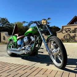 2005 Softail Custom S&S 124” 6 Speed Bradford