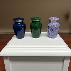 Mini Keepsake Urns For Human Ashes