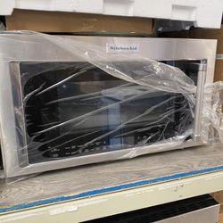 Kitchen Aid 30” Over The Range Microwave 