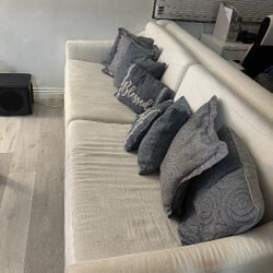 Free Couch 