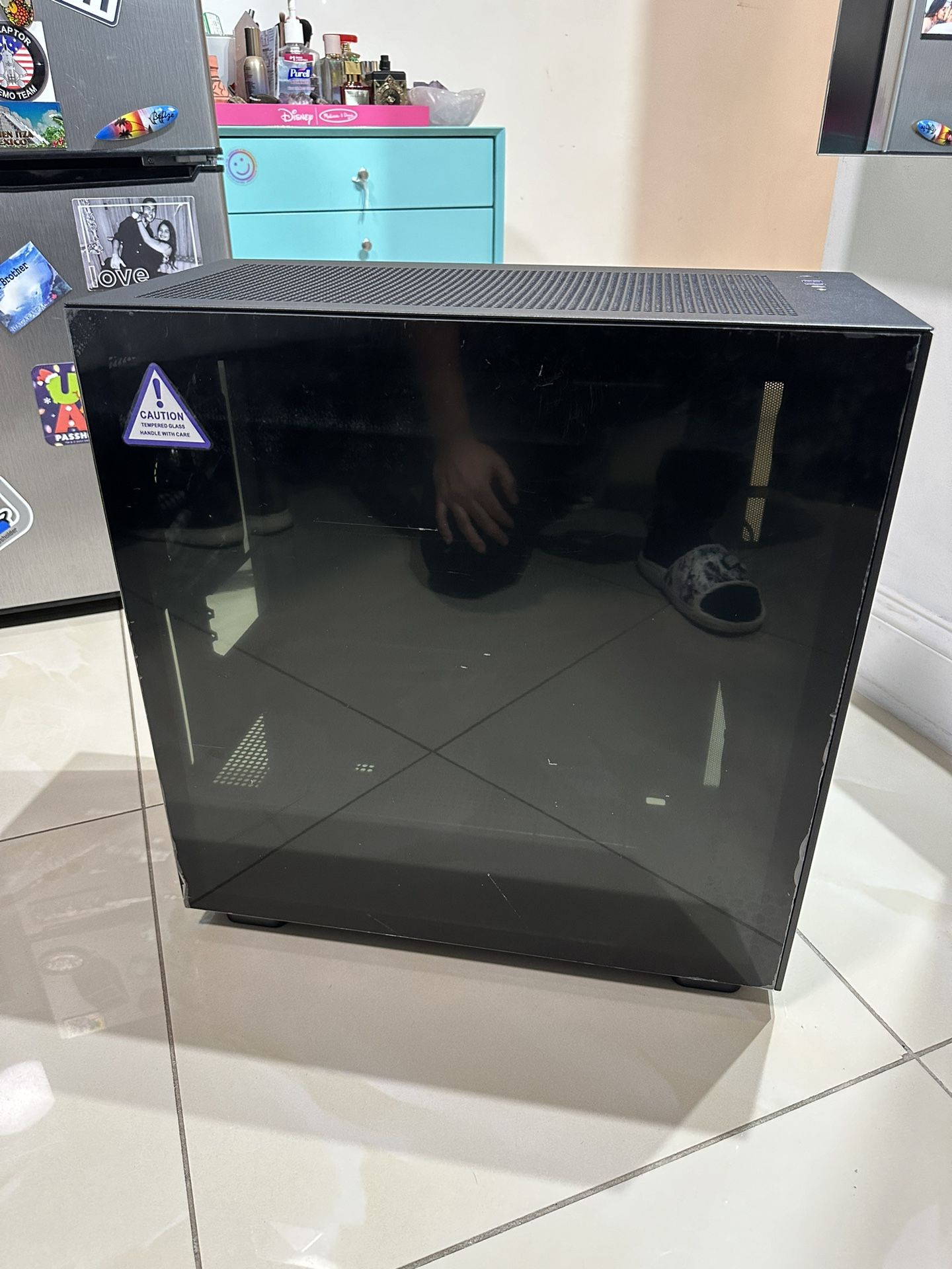 NZXT Mid Tower Case H7 New Open Box