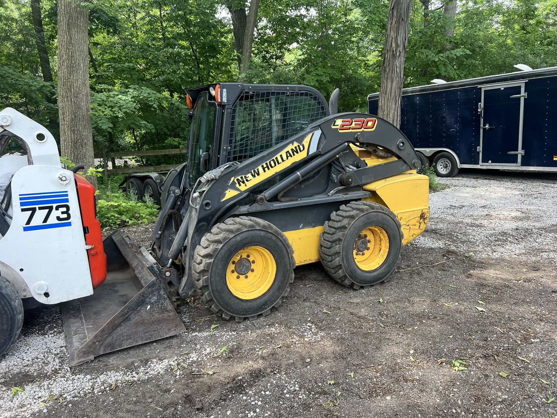 2013 New Holland L230 skid steer
