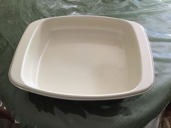 Paula Dean Metal And Enamel Lasagna Pan.   15-1/2  X  11-1/2.   Red Speckled.  No Chips, Like New.     $23