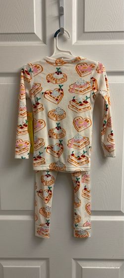 Brand new Girls 2 piece pajama set size 4T