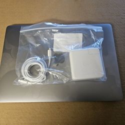 Apple Macbook Pro i5 16gb Ram 250gb Drive 3.10ghz 13" Screen 2010