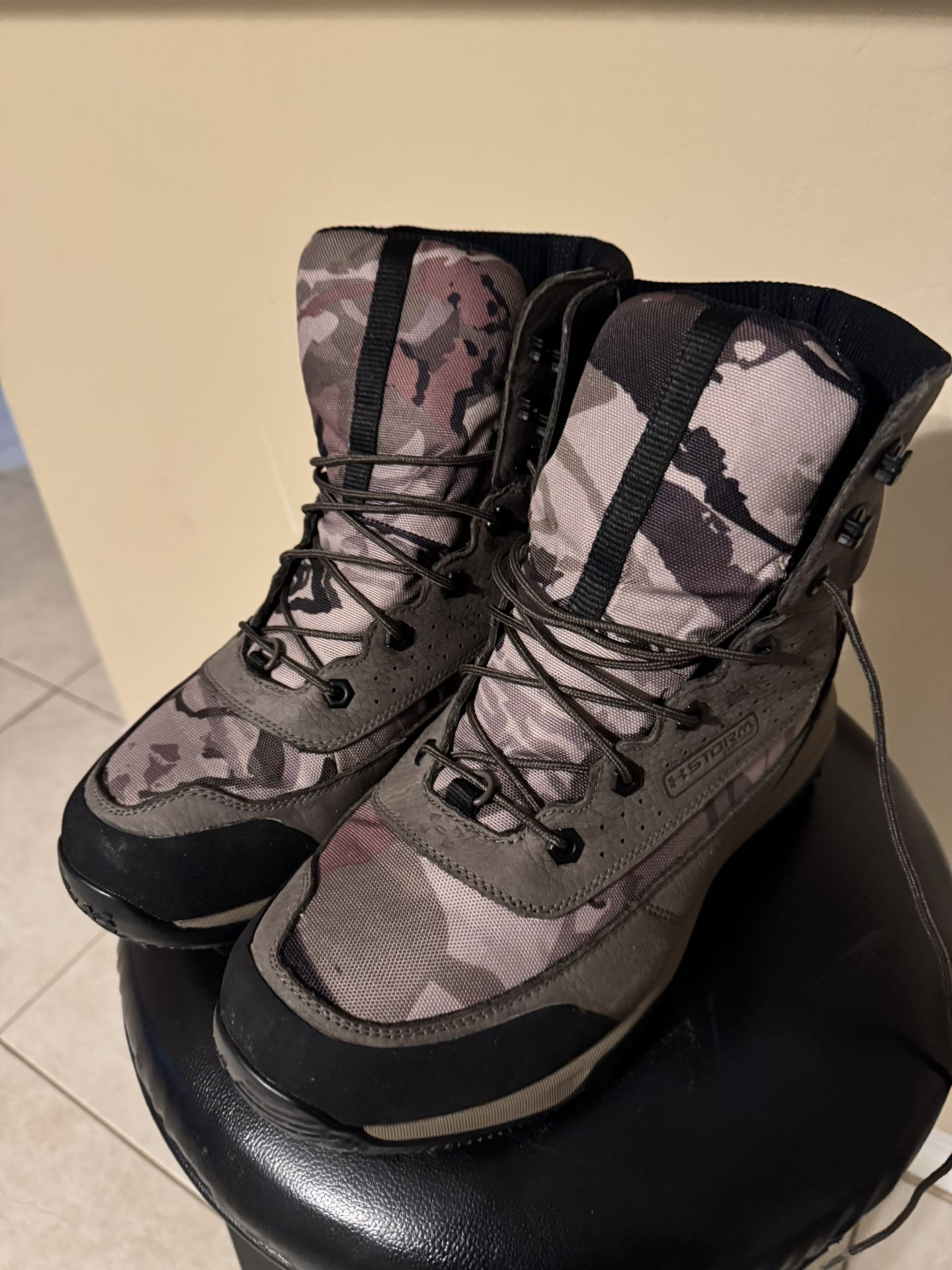 tactical boots