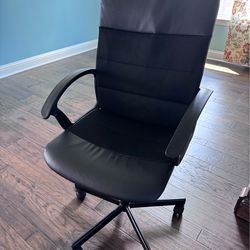 Black Office/Desk Chair