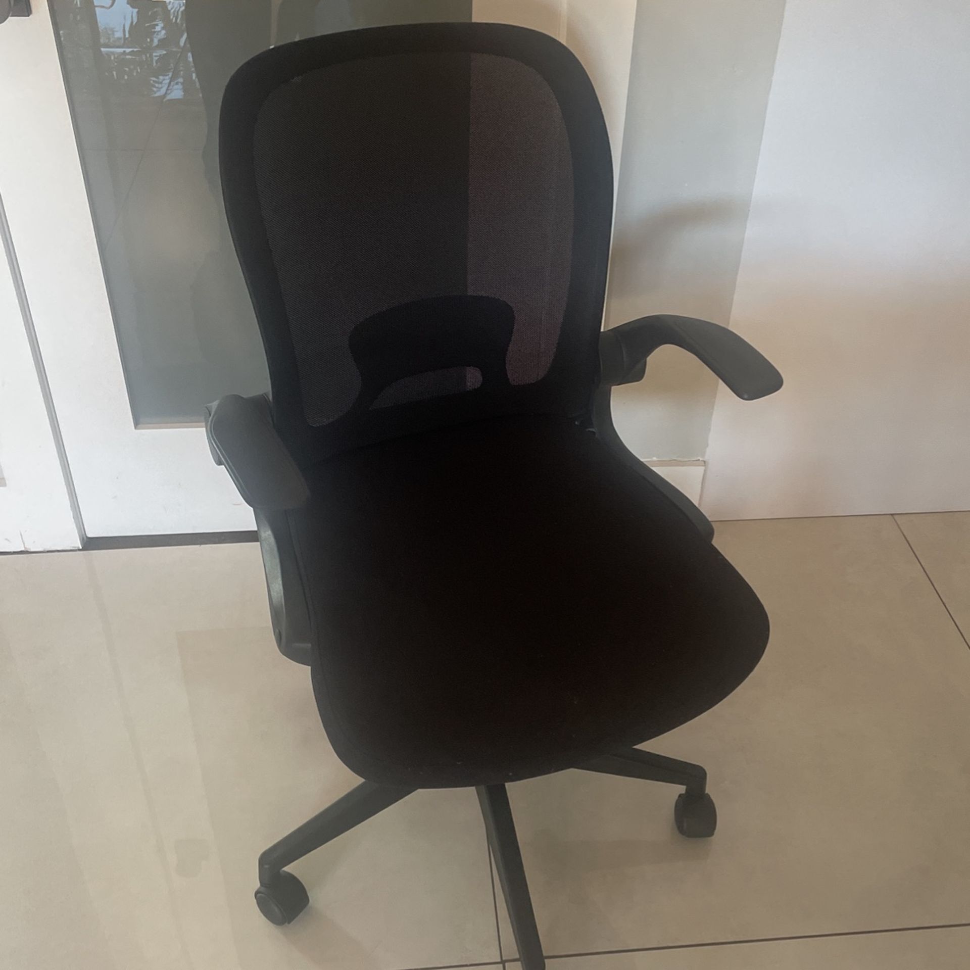 Foldable office chair