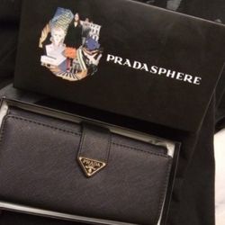 PRADA AUTHENTIC LADYS WALLET STYLE PURSE $350 OBO, TRADES WELCOMED