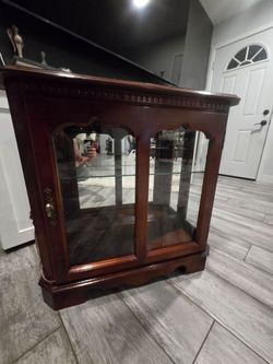 Vintage Hardwood Curio Cabinet / Slim Display Console Case (Lighted!)