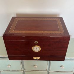 Cuban Crafters Grande Large Cigar Humidor for 600 Cigars