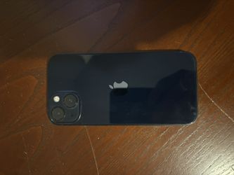 Apple iPhone 13