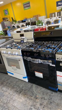 New Frigidaire Stove With Deposit $50
