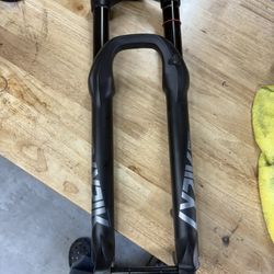 Rockshox Lyrik Select Plus 