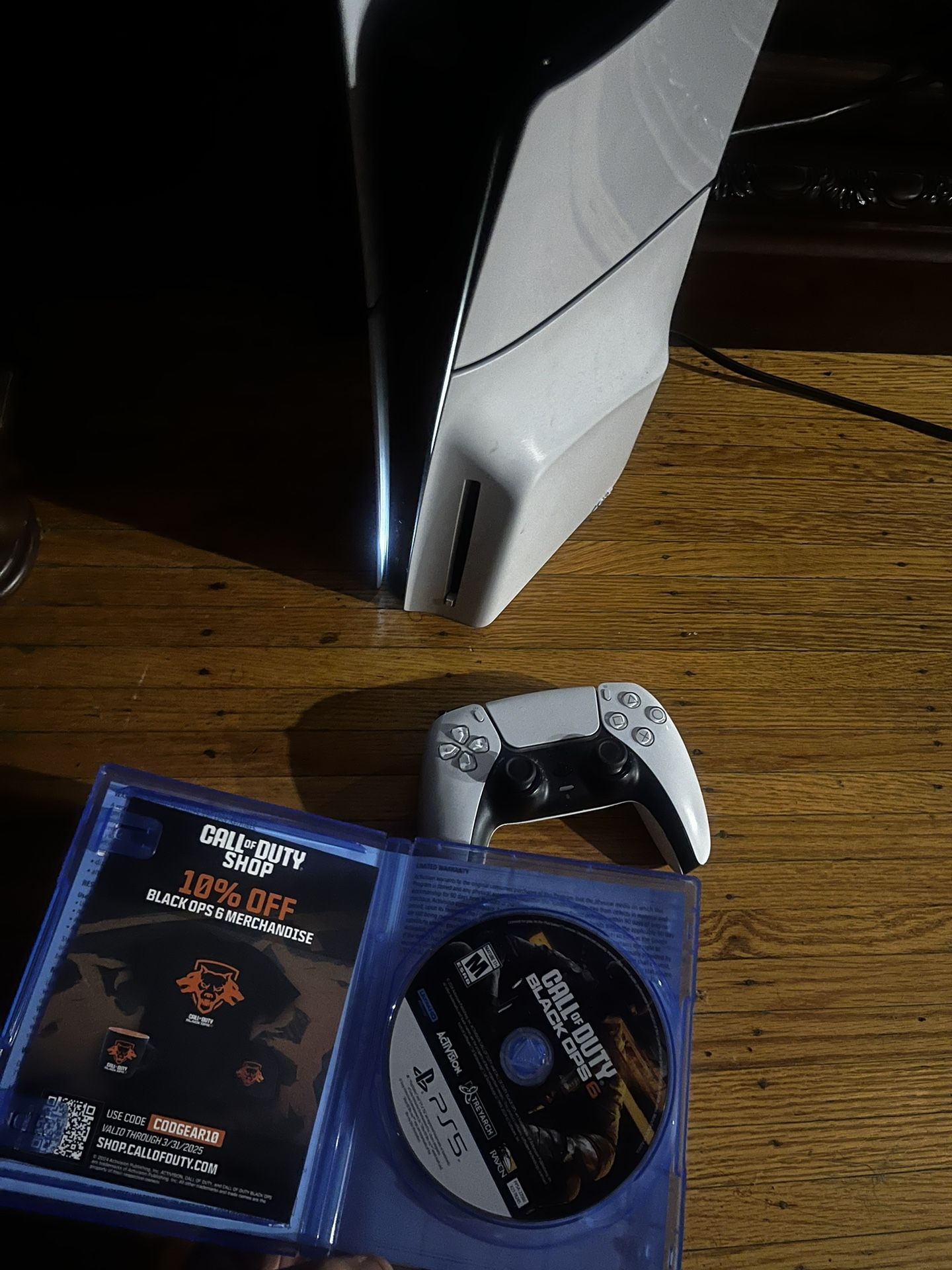 Selling Ps5 With Headphones 