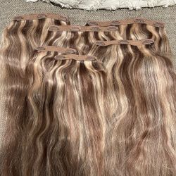 Foxy Clip In Extensions 18"  180grams 