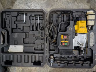 DWE1622 DeWalt 2in Magnetic Drill Press
