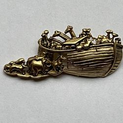 Gold Tone Noah’s Ark Brooch/Pin