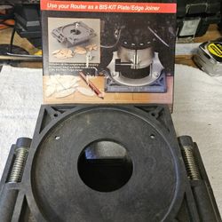 Package of 3 items.
1. Plate/Edge Joiner Kit
2. Dovetail Joint Fixture
3. Molding Maker