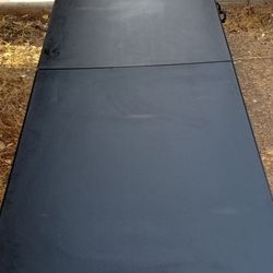 HDX LONG FOLDING TABLE 