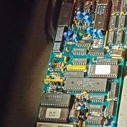 Vjntage 80s Computer Part