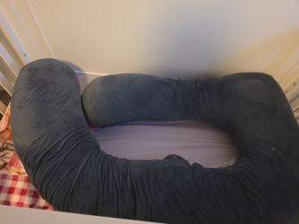 Pregnancy pillow