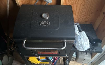 Grill And Smoker 