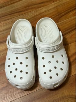 Men’s crocs size 11