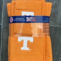 NCAA towel set