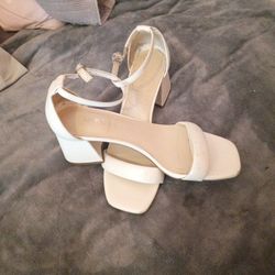 Nine West Heels 6.5 Medium