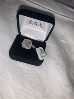 Brand New 14k White Gold gold 4 ct Ring