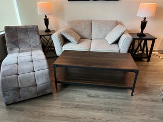 Moving Sale — Full Living Room Set for Only $900 (Great Deal!)