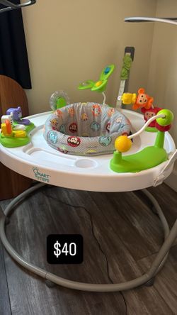 Baby jumper bouncer