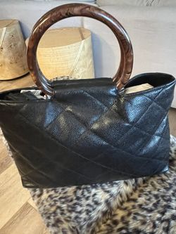 Authentic Chanel Business Affinity Large Tote for Sale in Honolulu, HI -  OfferUp