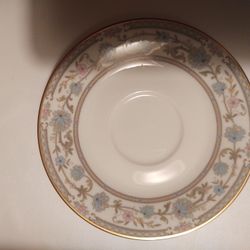 Noritake China Service For 12 Plus sugar, creamer