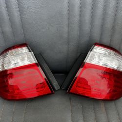 00-01 INFINITI I30 TAIL LIGHTS LAMP Oem