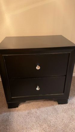 Nightstand 