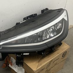 2021-2024 ID.4 VOLKSWAGEN HEADLIGHT REFLECTOR LEFT SIDE COMPLETE ASSEMBLY OEM IN GREAT CONDITION 
