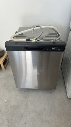 GE Stainless Steel Built-In Dishwasher – Excellent Condition – $250 OBO